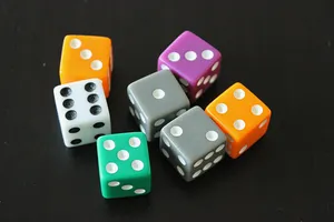 7 dice with different colors